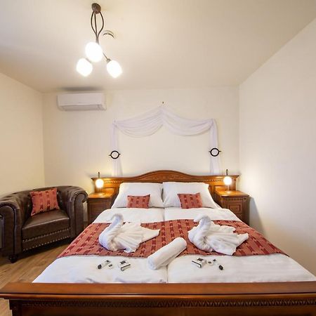 Residence Safari Resort - Chateau Borovany  Dış mekan fotoğraf