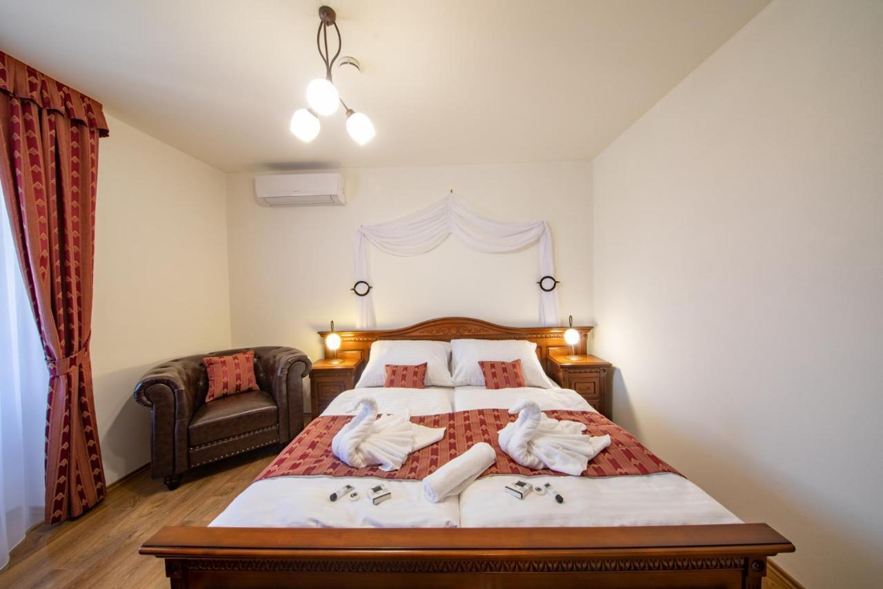 Residence Safari Resort - Chateau Borovany  Dış mekan fotoğraf