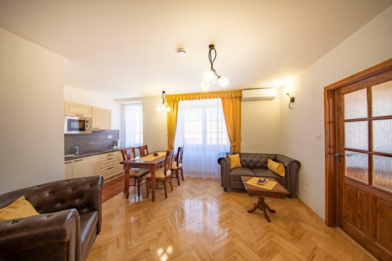 Residence Safari Resort - Chateau Borovany  Dış mekan fotoğraf