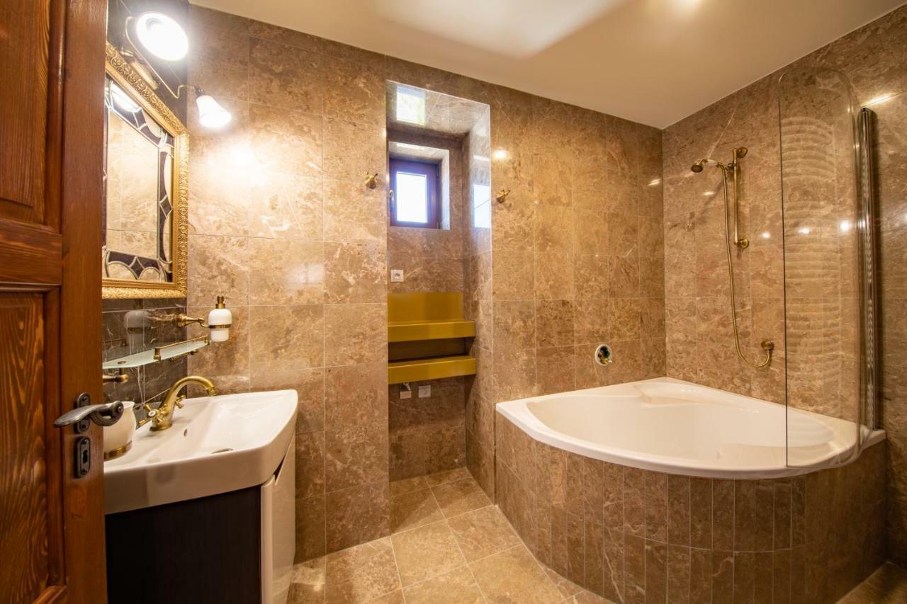 Residence Safari Resort - Chateau Borovany  Dış mekan fotoğraf