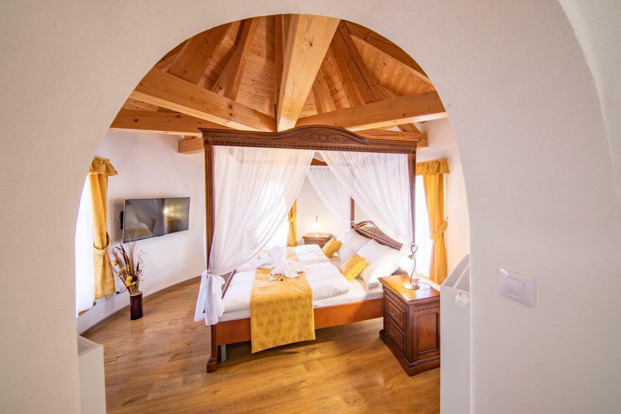 Residence Safari Resort - Chateau Borovany  Dış mekan fotoğraf