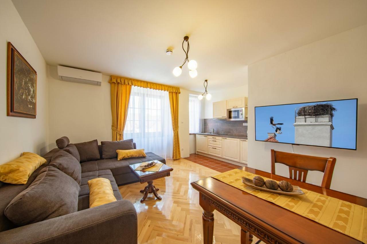 Residence Safari Resort - Chateau Borovany  Dış mekan fotoğraf